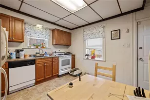 2842 Harcum Wy, Pittsburgh, PA 15203 - Photo 8