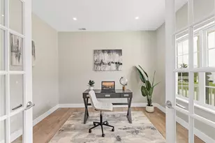 202 Willow Ln, Chippewa Township, PA 15010 - Photo 4