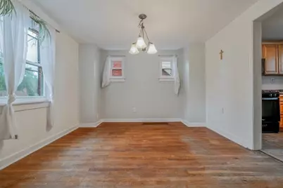 4018 Meadowbrook Blvd, Pittsburgh, PA 15227 - Photo 10