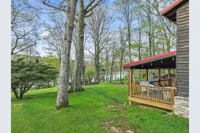 1036 Causeway Dr, Stoneycreek Township, PA 15541 - Photo 2