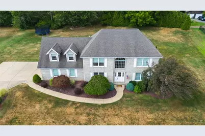 112 Pheasant Ridge Dr, Center Township, PA 16001 - Photo 1