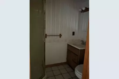 105 Lawrence Ave, Twp of But NW, PA 16001 - Photo 24