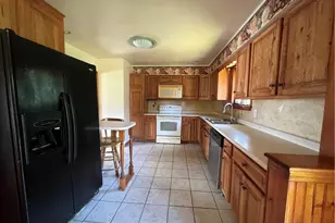 105 Lawrence Ave, Twp of But NW, PA 16001 - Photo 12