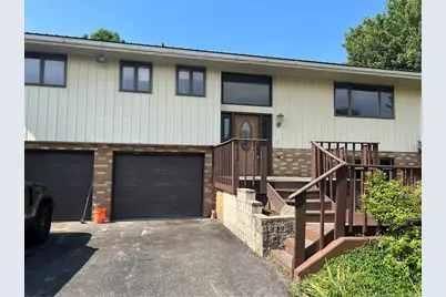 105 Lawrence Ave, Twp of But NW, PA 16001 - Photo 6