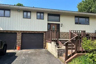 105 Lawrence Ave, Twp of But NW, PA 16001 - Photo 6