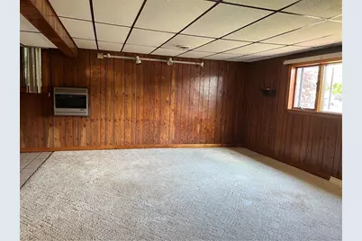 105 Lawrence Ave, Twp of But NW, PA 16001 - Photo 22