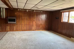 105 Lawrence Ave, Twp of But NW, PA 16001 - Photo 22