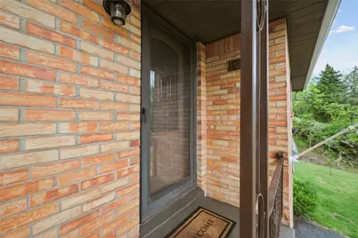 233 Valley Rd, Chartiers, PA 15317 - Photo 4
