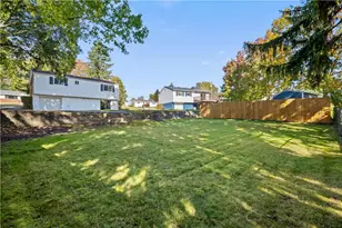 601 Dressel Rd, Pittsburgh, PA 15101 - Photo 34