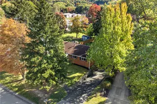 601 Dressel Rd, Pittsburgh, PA 15101 - Photo 2