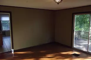 41 Sylvia Ave, Ross Twp, PA 15214 - Photo 8