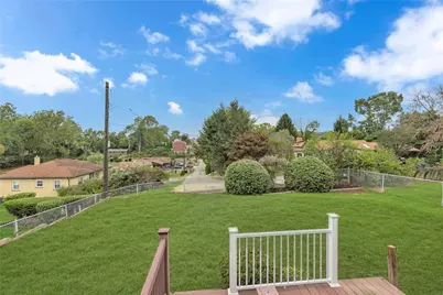 1040 Catherine Dr, Conway, PA 15027 - Photo 4