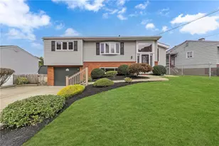 1040 Catherine Dr, Conway, PA 15027 - Photo 2