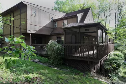 107 Great Oaks Dr, Moon/Crescent Twp, PA 15108 - Photo 1