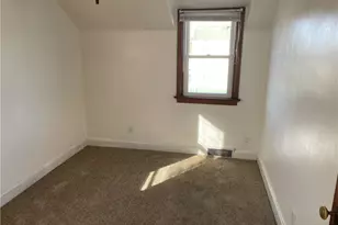 1748 Dailey Ave, Latrobe, PA 15650 - Photo 14