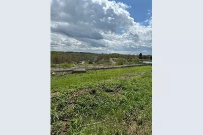 858 New Castle Rd, Franklin Township, PA 16001 - Photo 8