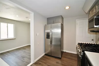 3341 McNeil Pl, Pittsburgh, PA 15219 - Photo 10