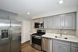 3341 McNeil Pl, Pittsburgh, PA 15219 - Photo 12