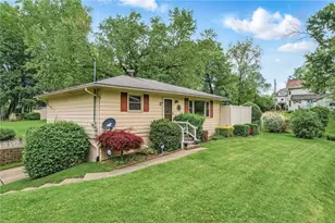 50 Davis Dr, Sharpsville, PA 16150 - Photo 2