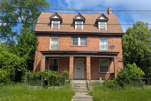 315 Lowell St, Pittsburgh, PA 15206 - Photo 2