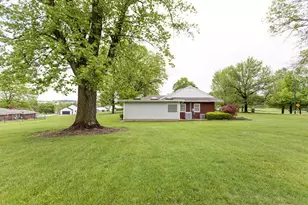 302 Derrick Ave, South Union Township, PA 15401 - Photo 8