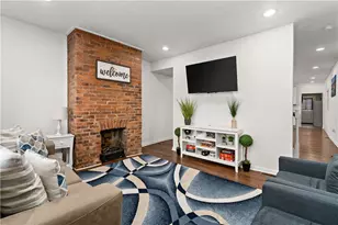 239 Albert St, Pittsburgh, PA 15211 - Photo 2