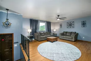 512 Leckrone-Highhouse Rd, McClellandtown, PA 15458 - Photo 10