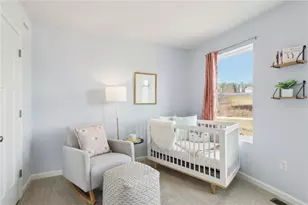 181 Sweetwater Dr, Moon/Crescent Twp, PA 15108 - Photo 8