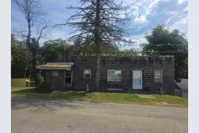 359 Ewing St, Meadowlands, PA 15347 - Photo 1