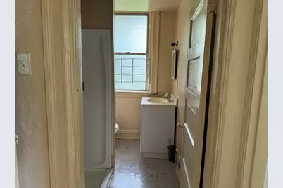 3012 Vancroft St, Schenley Heights, PA 15219 - Photo 4