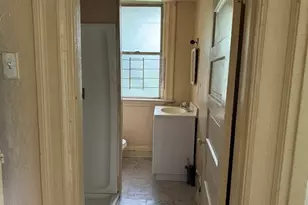 3012 Vancroft St, Schenley Heights, PA 15219 - Photo 4