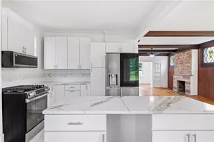 1103 Tropical Ave, Beechview, PA 15216 - Photo 12