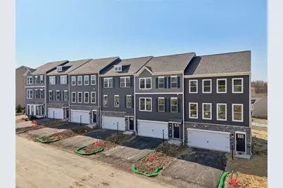 179 Sweetwater Drive, Moon/Crescent Twp, PA 15108 - Photo 2