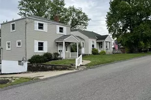 3309 Woodvue Dr, Pittsburgh, PA 15227 - Photo 2