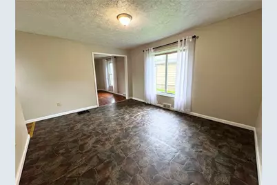 704 S Center Street, Grove City Boro, PA 16127 - Photo 12