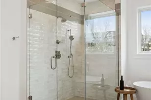 205 Rothaar Ct, Peters Township, PA 15367 - Photo 18