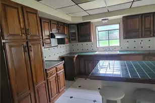 730 Chestnut St, New Castle, PA 16101 - Photo 10