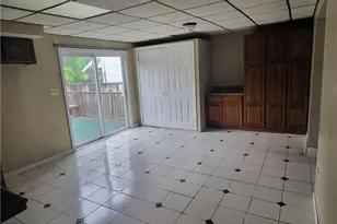 730 Chestnut St, New Castle, PA 16101 - Photo 8