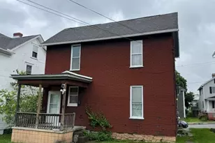 707 Green St, Southwest Greensburg Boro, PA 15601 - Photo 2