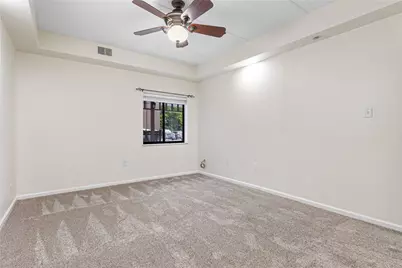 5600 Munhall Rd #201, Pittsburgh, PA 15217 - Photo 20