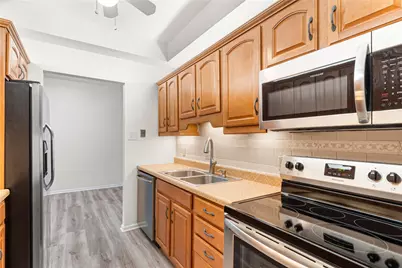 5600 Munhall Rd #201, Pittsburgh, PA 15217 - Photo 14