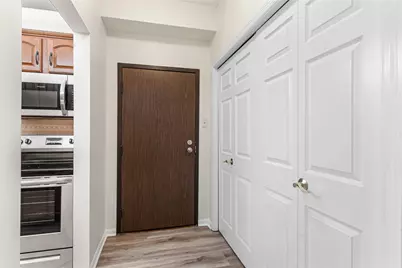 5600 Munhall Rd #201, Pittsburgh, PA 15217 - Photo 4