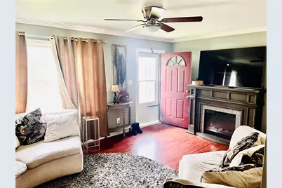 300 Beechwood Ave, Farrell, PA 16121 - Photo 4