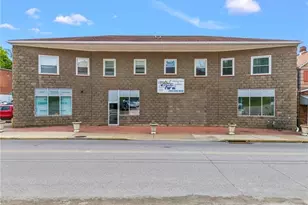 138 N McDonald St, McDonald, PA 15057 - Photo 1