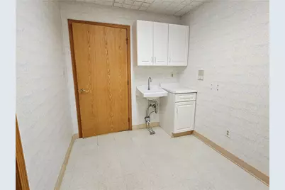 911 Ligonier St. Suite 004, Latrobe, PA 15650 - Photo 20