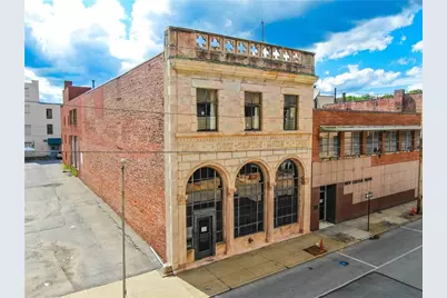 27 N Mercer St, New Castle, PA 16101 - Photo 4