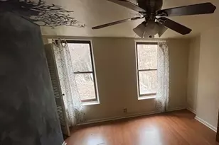 2918 Leander St, Pittsburgh, PA 15219 - Photo 8