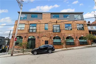 622 Gross St, Pittsburgh, PA 15224 - Photo 2