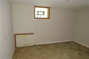 21 Daisytown Rd, W Pike Run Twp, PA 15427 - Photo 24