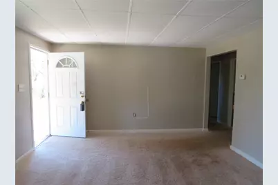 21 Daisytown Rd, W Pike Run Twp, PA 15427 - Photo 4